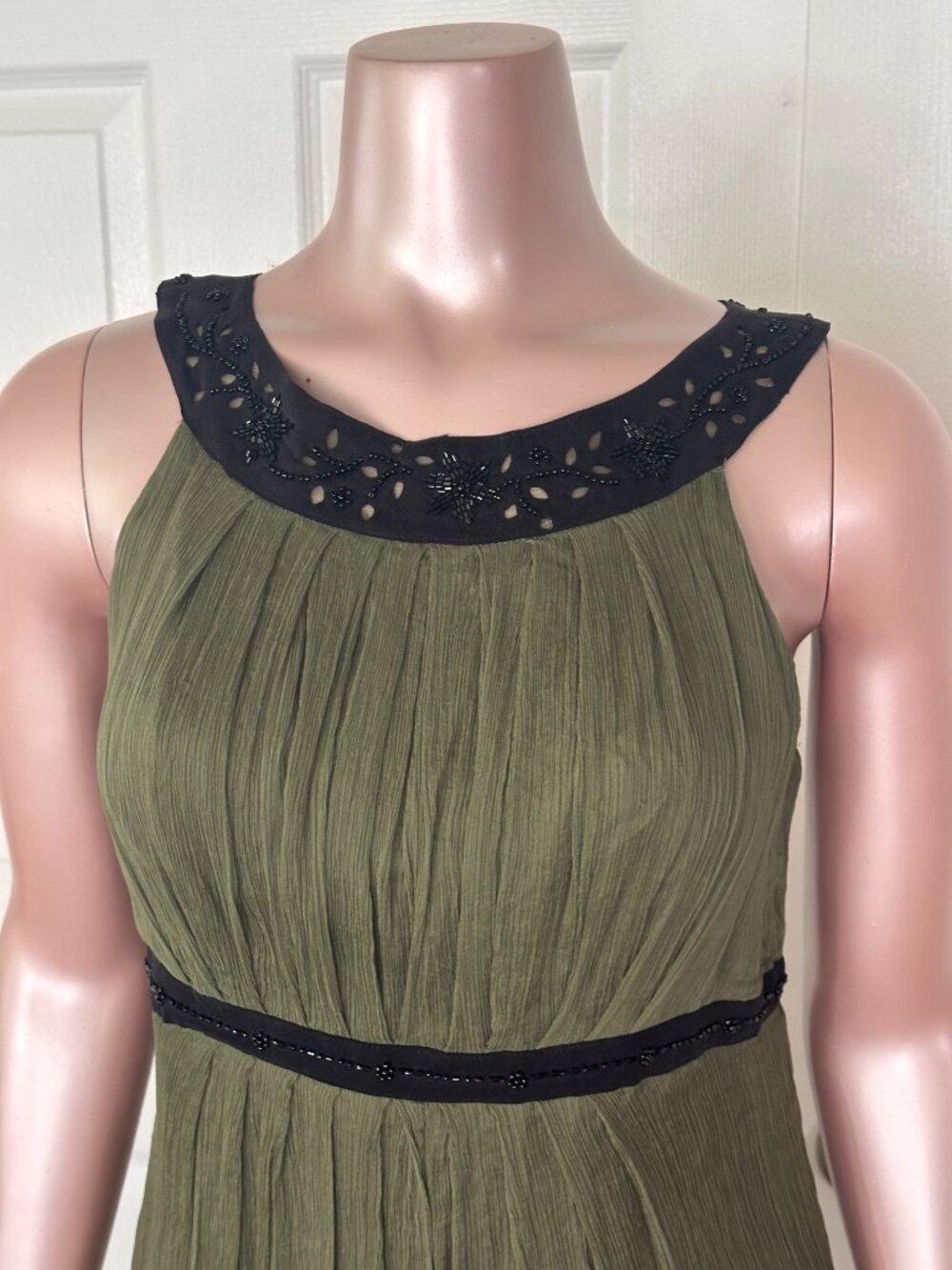 Muse Olive Green 100% Silk Dress | Size 10 | Beaded Neckline | Lined| B-1835 - Picture 7 of 13